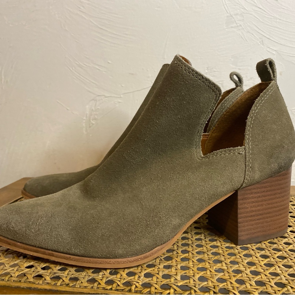 Lucky Brand Leathers Ankle Boots